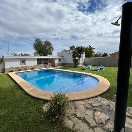 Chalet En La Barrosa, Piscina+Bbq+Grifo De Cerveza Чиклана де ла Фронтера Екстериор снимка